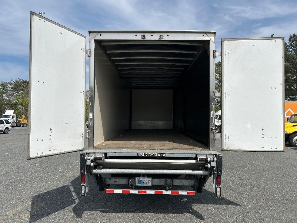2022 Freightliner M2 106 Medium Duty photo 8