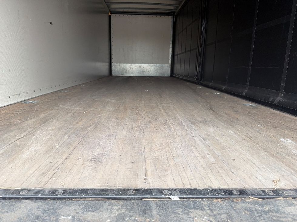 Medium Duty Box Truck-Light and Medium Duty Trucks-Freightliner-2022-M2-Fredericksburg-VA-142,387\n\t\tmiles-$ 52,500 - Image 11