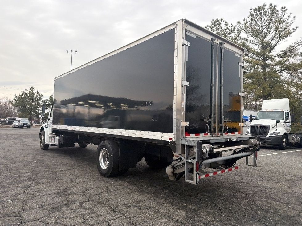Medium Duty Box Truck-Light and Medium Duty Trucks-Freightliner-2022-M2-Fredericksburg-VA-142,387\n\t\tmiles-$ 52,500 - Image 13