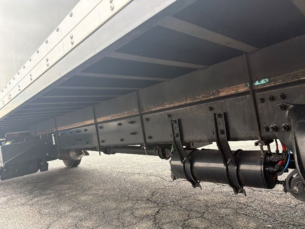 Medium Duty Box Truck-Light and Medium Duty Trucks-Freightliner-2022-M2-Fredericksburg-VA-142,387\n\t\tmiles-$ 52,500 - Image 14