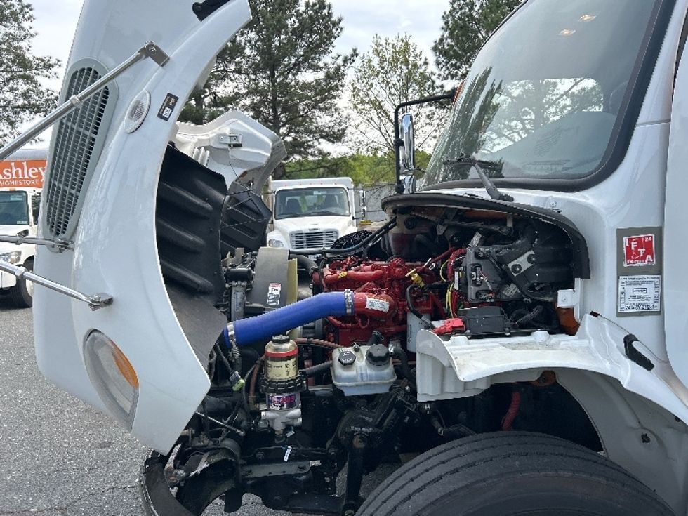 Medium Duty Box Truck-Light and Medium Duty Trucks-Freightliner-2022-M2-Fredericksburg-VA-142,387\n\t\tmiles-$ 52,500 - Image 24