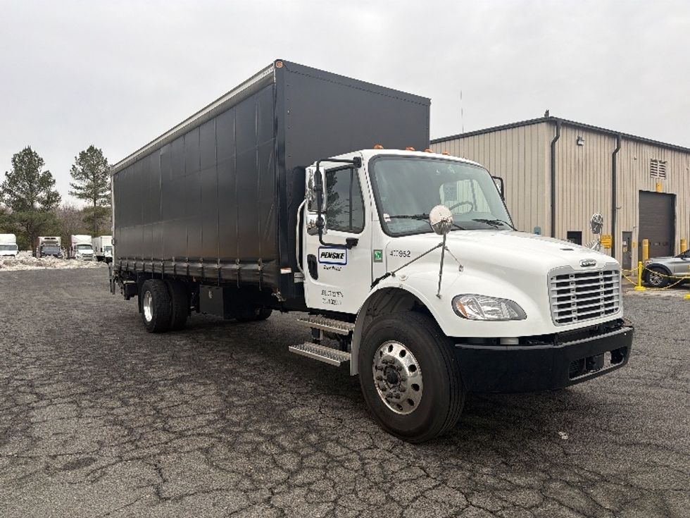 Medium Duty Box Truck-Light and Medium Duty Trucks-Freightliner-2022-M2-Fredericksburg-VA-142,387\n\t\tmiles-$ 52,500 - Image 3