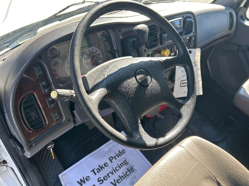 Medium Duty Box Truck-Light and Medium Duty Trucks-Freightliner-2022-M2-Fredericksburg-VA-240,551\n\t\tmiles-$ 52,250 - Image 17