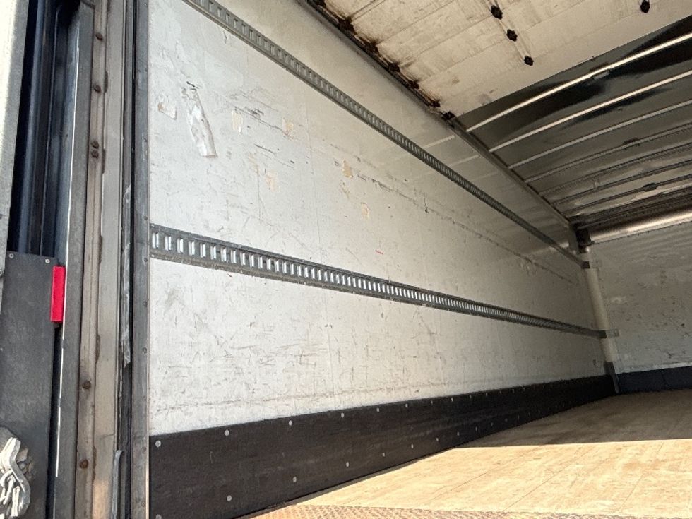 Medium Duty Box Truck-Light and Medium Duty Trucks-Freightliner-2022-M2-Fredericksburg-VA-360,565\n\t\tmiles-$ 28,750 - Image 10