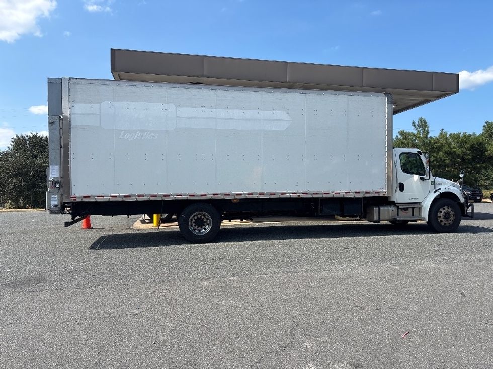 Medium Duty Box Truck-Light and Medium Duty Trucks-Freightliner-2022-M2-Fredericksburg-VA-360,565\n\t\tmiles-$ 28,750 - Image 14