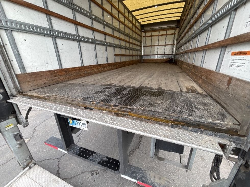 Medium Duty Box Truck-Light and Medium Duty Trucks-Freightliner-2022-M2-Fresno-CA-71,896\n\t\tmiles-$ 82,000 - Image 10