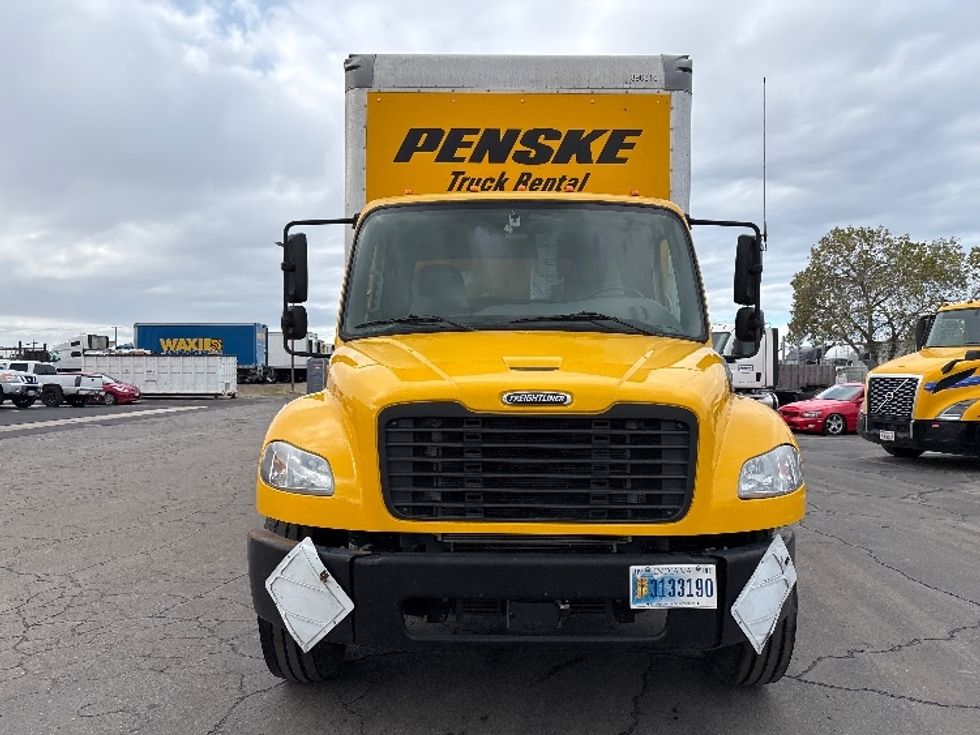 Medium Duty Box Truck-Light and Medium Duty Trucks-Freightliner-2022-M2-Fresno-CA-71,896\n\t\tmiles-$ 82,000 - Image 2