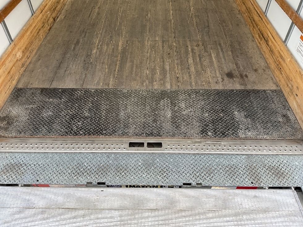 Medium Duty Box Truck-Light and Medium Duty Trucks-Freightliner-2022-M2-Gahanna-OH-105,647\n\t\tmiles-$ 76,250 - Image 10