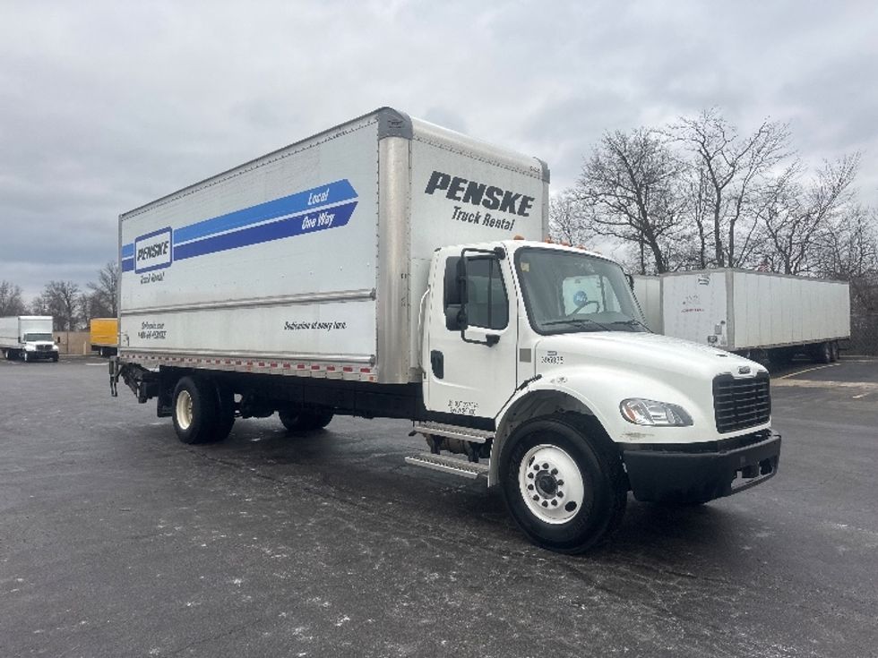 Medium Duty Box Truck-Light and Medium Duty Trucks-Freightliner-2022-M2-Gahanna-OH-155,892\n\t\tmiles-$ 68,250 - Image 1