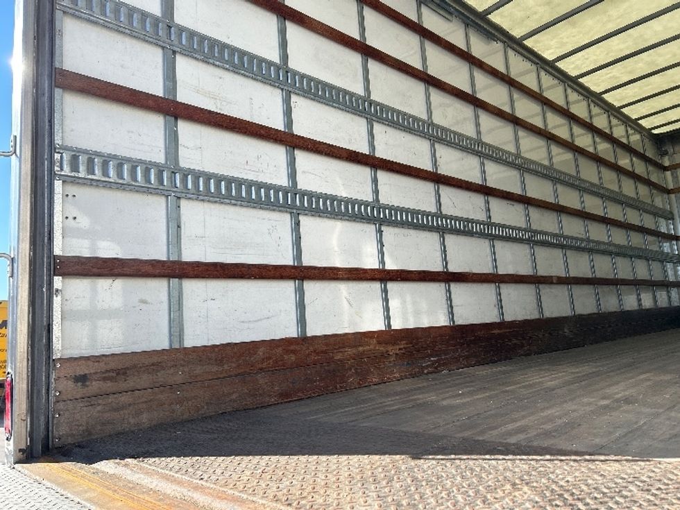 Medium Duty Box Truck-Light and Medium Duty Trucks-Freightliner-2022-M2-Garland-TX-104,473\n\t\tmiles-$ 76,250 - Image 11