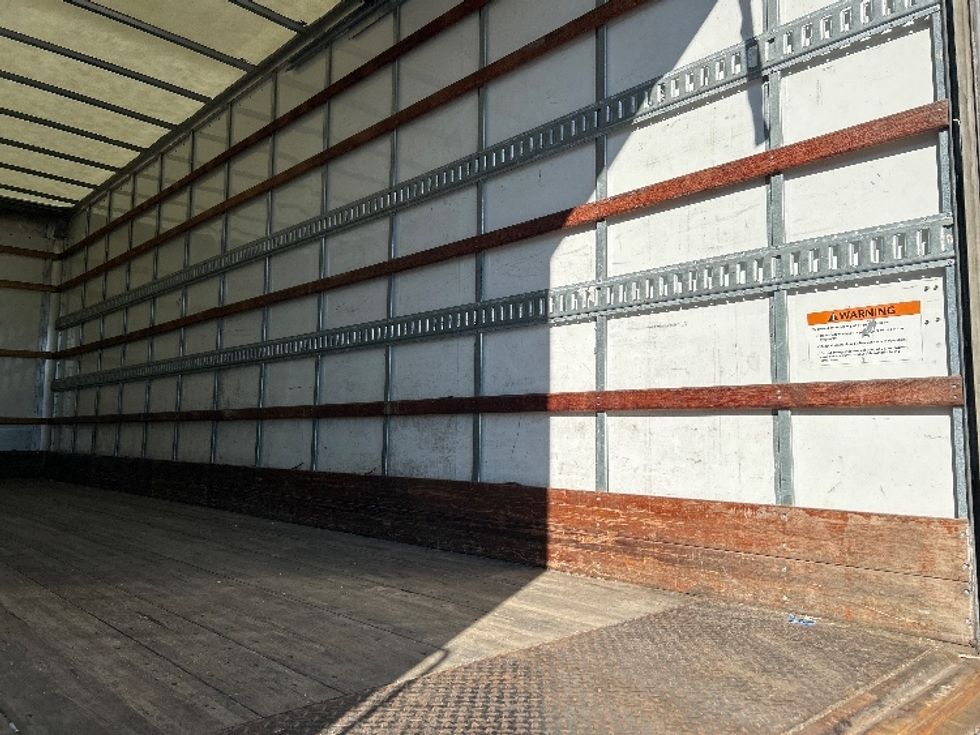 Medium Duty Box Truck-Light and Medium Duty Trucks-Freightliner-2022-M2-Garland-TX-104,473\n\t\tmiles-$ 76,250 - Image 12