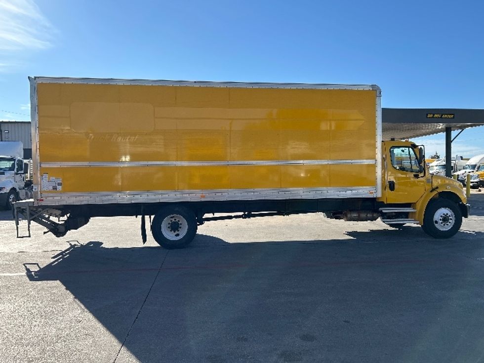 Medium Duty Box Truck-Light and Medium Duty Trucks-Freightliner-2022-M2-Garland-TX-104,473\n\t\tmiles-$ 76,250 - Image 15