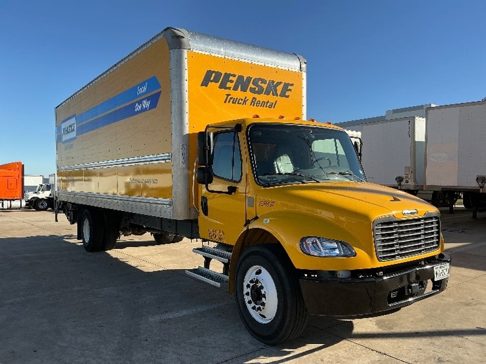 Medium Duty Box Truck-Light and Medium Duty Trucks-Freightliner-2022-M2-Grand Prairie-TX-65,531\n\t\tmiles-$ 82,000 - Image 1