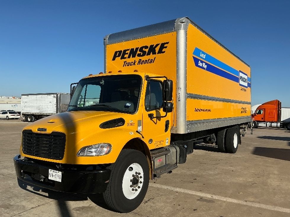 Medium Duty Box Truck-Light and Medium Duty Trucks-Freightliner-2022-M2-Grand Prairie-TX-65,531\n\t\tmiles-$ 82,000 - Image 3