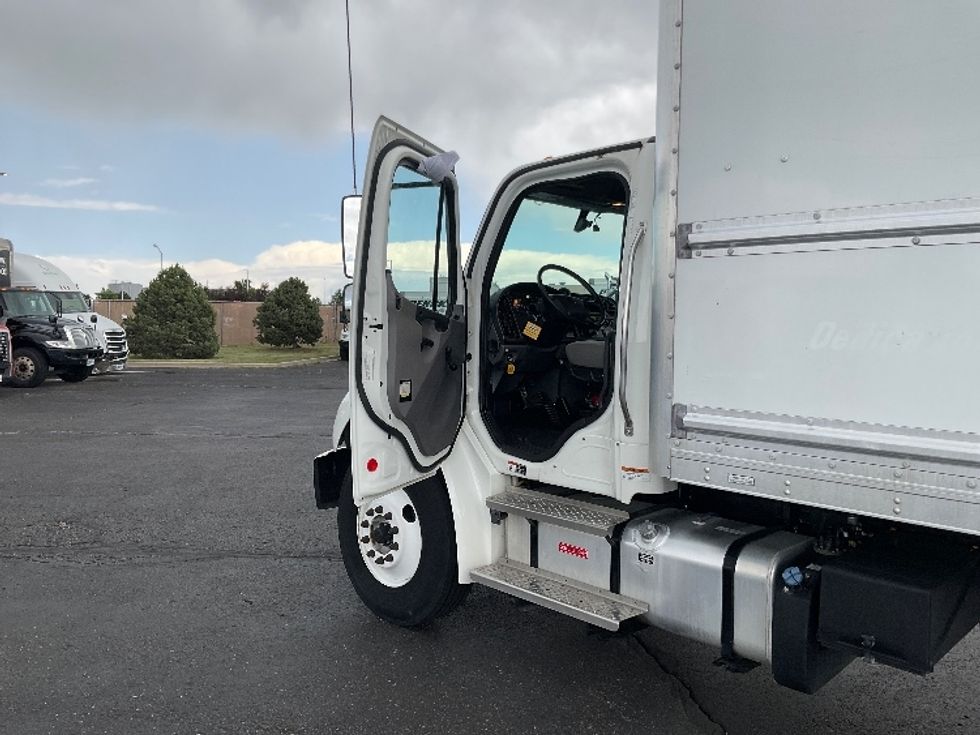 Medium Duty Box Truck-Light and Medium Duty Trucks-Freightliner-2022-M2-Greeley-CO-101,203\n\t\tmiles-$ 78,500 - Image 16