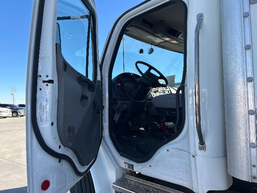 Medium Duty Box Truck-Light and Medium Duty Trucks-Freightliner-2022-M2-Greeley-CO-129,798\n\t\tmiles-$ 73,000 - Image 13