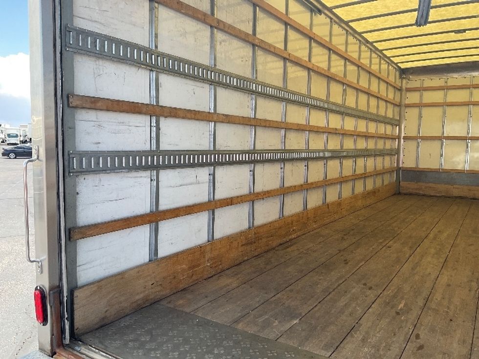 Medium Duty Box Truck-Light and Medium Duty Trucks-Freightliner-2022-M2-Greeley-CO-149,164\n\t\tmiles-$ 69,250 - Image 11
