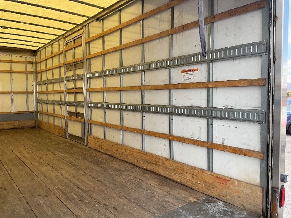 Medium Duty Box Truck-Light and Medium Duty Trucks-Freightliner-2022-M2-Greeley-CO-149,164\n\t\tmiles-$ 69,250 - Image 12