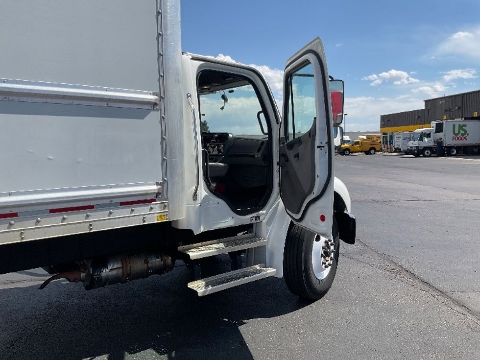 Medium Duty Box Truck-Light and Medium Duty Trucks-Freightliner-2022-M2-Greeley-CO-149,164\n\t\tmiles-$ 69,250 - Image 20
