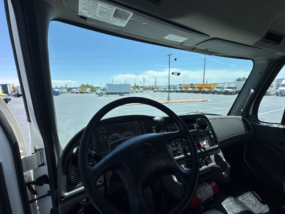 Medium Duty Box Truck-Light and Medium Duty Trucks-Freightliner-2022-M2-Greeley-CO-197,100\n\t\tmiles-$ 63,750 - Image 18