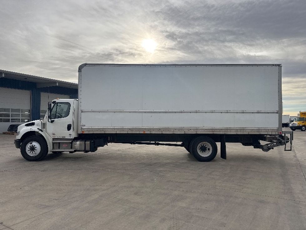 Medium Duty Box Truck-Light and Medium Duty Trucks-Freightliner-2022-M2-Greeley-CO-199,679\n\t\tmiles-$ 58,500 - Image 4