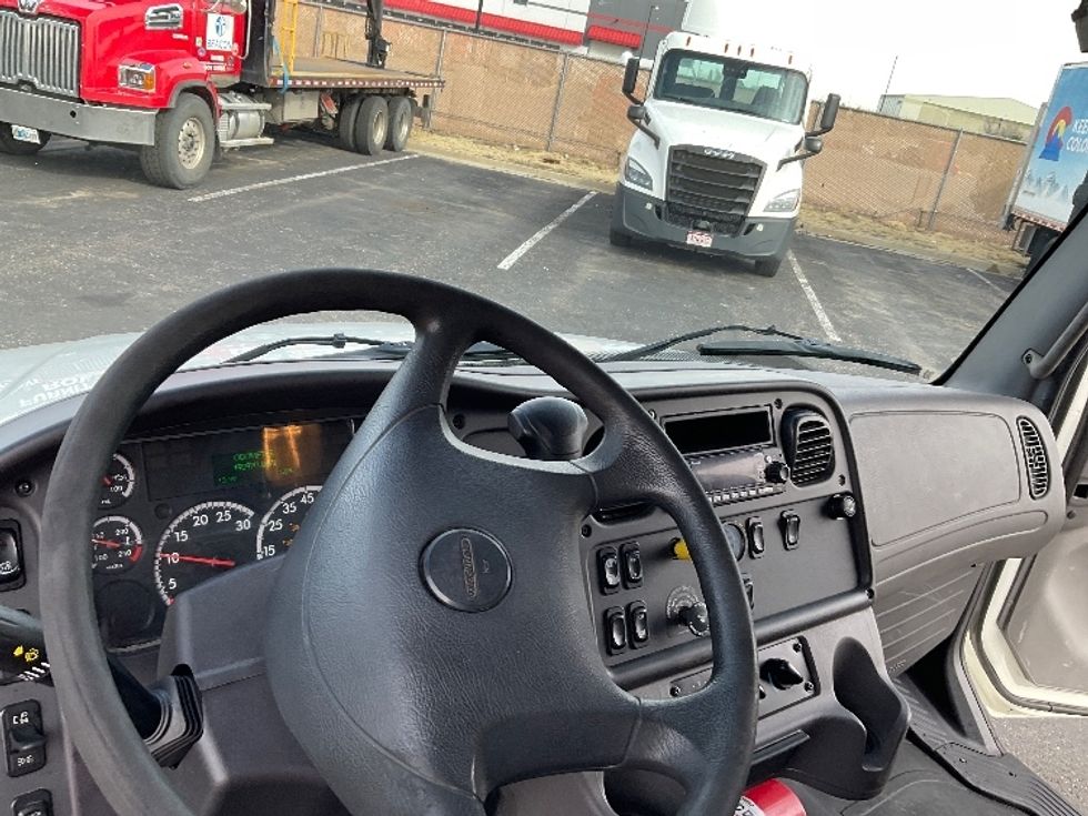 Medium Duty Box Truck-Light and Medium Duty Trucks-Freightliner-2022-M2-Greeley-CO-499,967\n\t\tmiles-$ 26,250 - Image 18