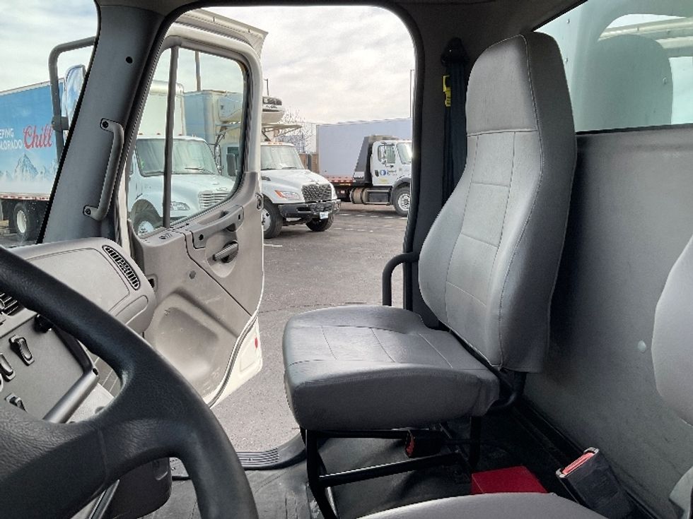 Medium Duty Box Truck-Light and Medium Duty Trucks-Freightliner-2022-M2-Greeley-CO-499,967\n\t\tmiles-$ 26,250 - Image 19