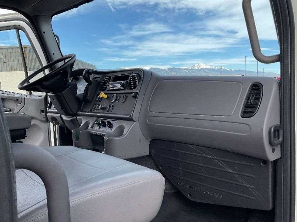 Medium Duty Box Truck-Light and Medium Duty Trucks-Freightliner-2022-M2-Greeley-CO-499,967\n\t\tmiles-$ 26,250 - Image 21