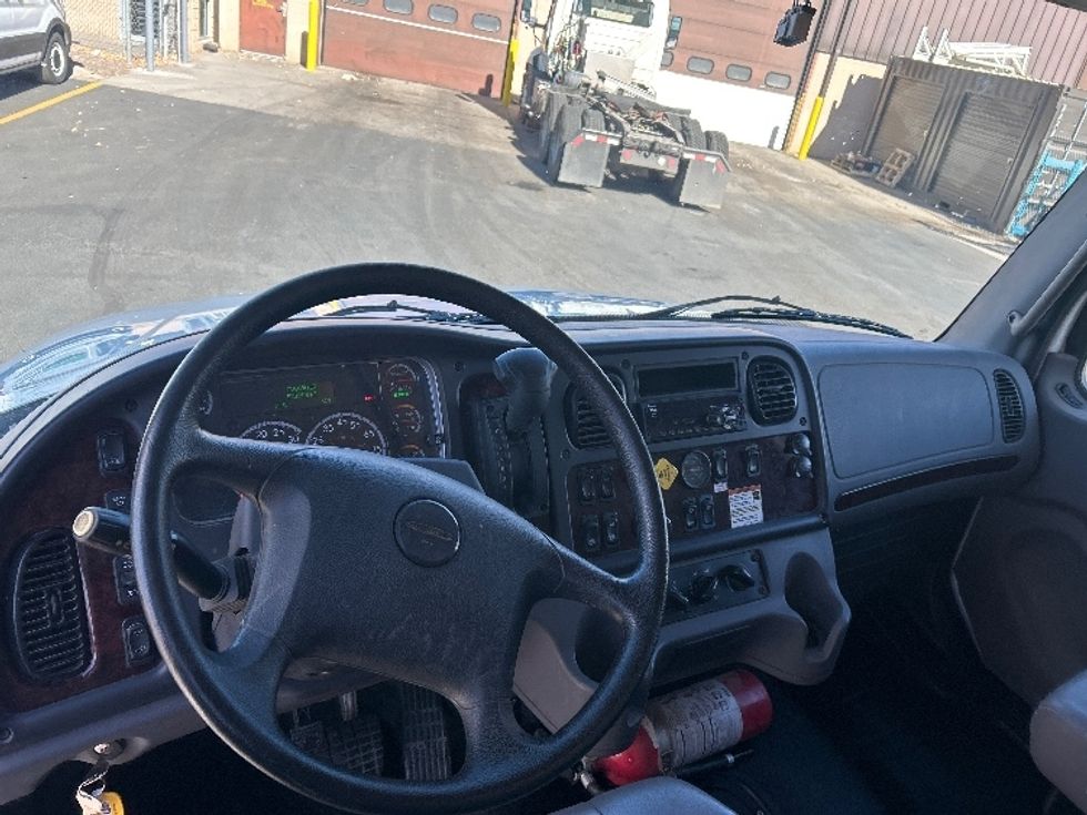 Medium Duty Box Truck-Light and Medium Duty Trucks-Freightliner-2022-M2-Greeley-CO-52,064\n\t\tmiles-$ 75,000 - Image 16