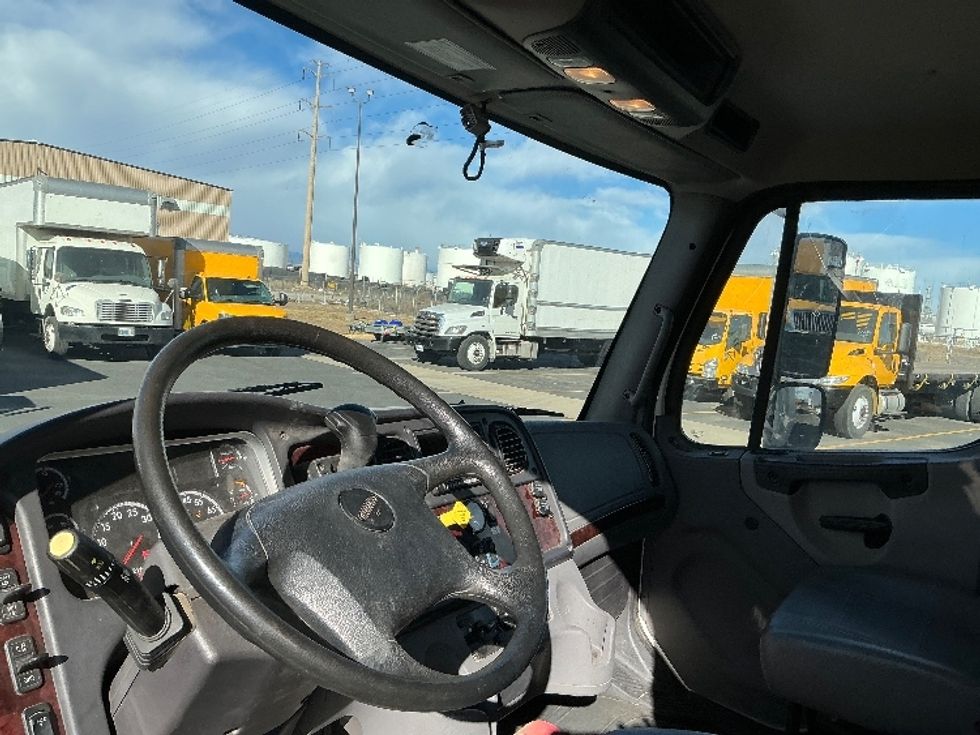 Medium Duty Box Truck-Light and Medium Duty Trucks-Freightliner-2022-M2-Greeley-CO-67,800\n\t\tmiles-$ 73,250 - Image 17