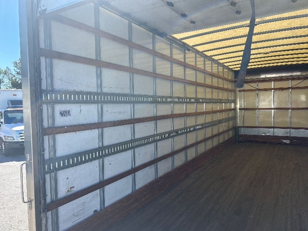 Medium Duty Box Truck-Light and Medium Duty Trucks-Freightliner-2022-M2-Greensboro-NC-190,722\n\t\tmiles-$ 60,250 - Image 11