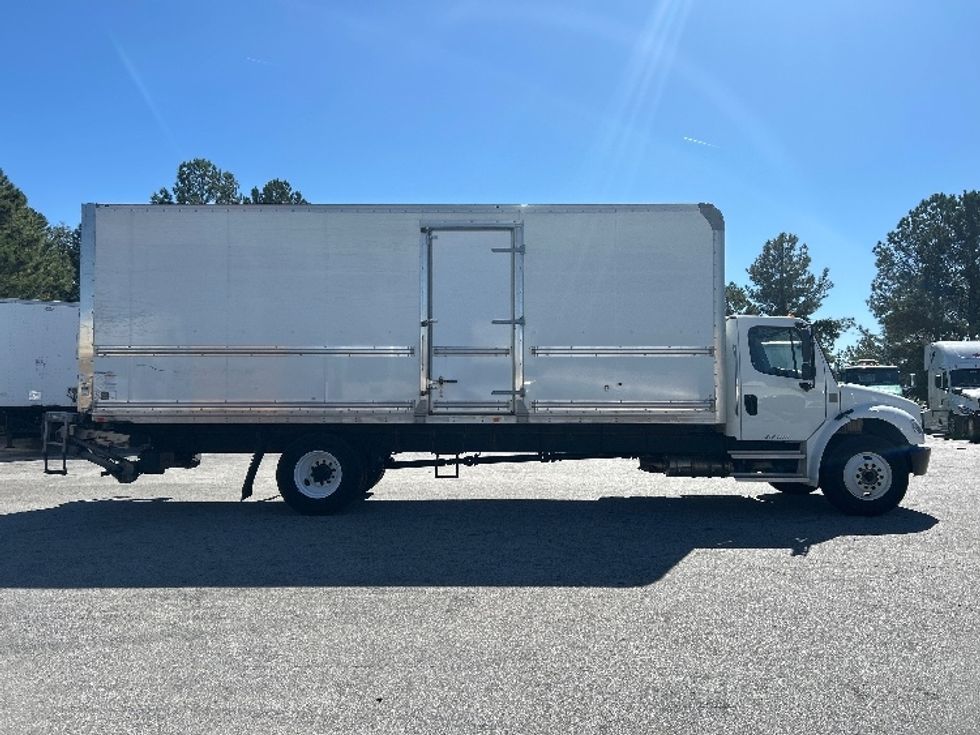 Medium Duty Box Truck-Light and Medium Duty Trucks-Freightliner-2022-M2-Greensboro-NC-190,722\n\t\tmiles-$ 60,250 - Image 15