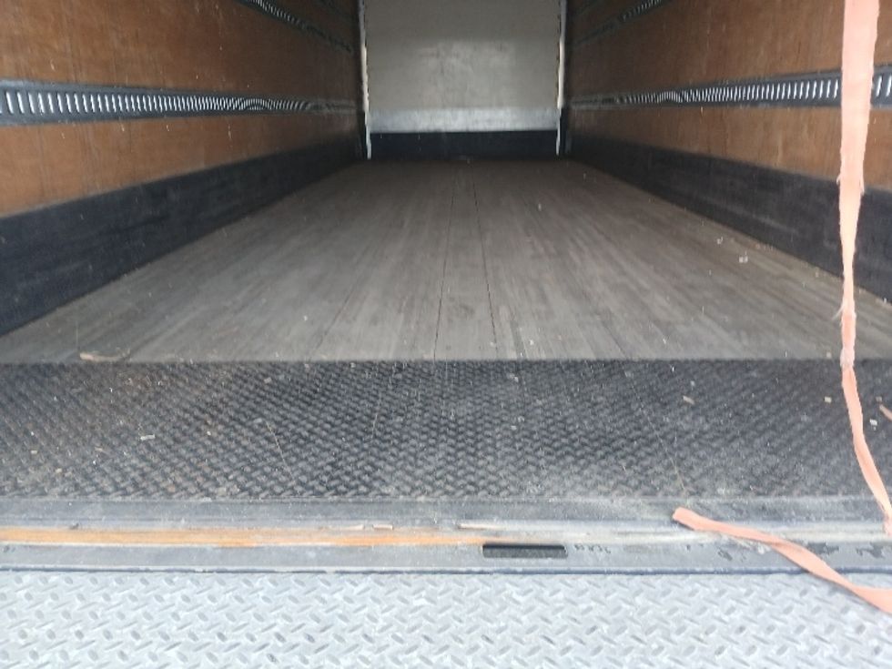Medium Duty Box Truck-Light and Medium Duty Trucks-Freightliner-2022-M2-Greensboro-NC-241,712\n\t\tmiles-$ 52,250 - Image 10