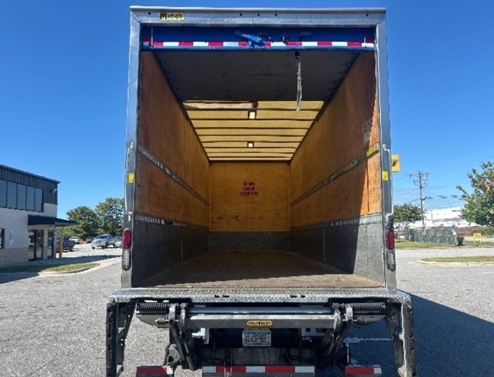 Medium Duty Box Truck-Light and Medium Duty Trucks-Freightliner-2022-M2-Greensboro-NC-276,282\n\t\tmiles-$ 40,250 - Image 8