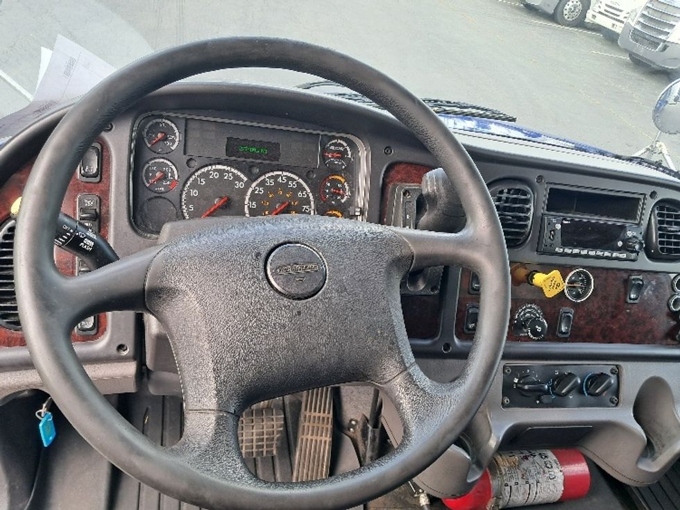 Medium Duty Box Truck-Light and Medium Duty Trucks-Freightliner-2022-M2-Greensboro-NC-277,486\n\t\tmiles-$ 40,500 - Image 18