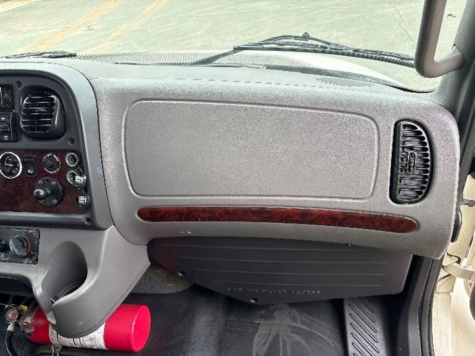 Medium Duty Box Truck-Light and Medium Duty Trucks-Freightliner-2022-M2-Greensboro-NC-325,462\n\t\tmiles-$ 41,000 - Image 21