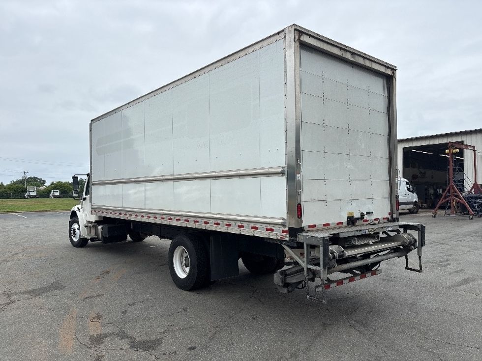 Medium Duty Box Truck-Light and Medium Duty Trucks-Freightliner-2022-M2-Greensboro-NC-325,462\n\t\tmiles-$ 41,000 - Image 6