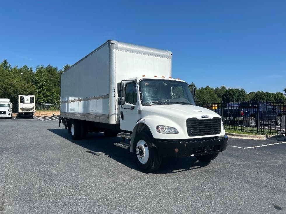 Medium Duty Box Truck-Light and Medium Duty Trucks-Freightliner-2022-M2-Greensboro-NC-342,405\n\t\tmiles-$ 37,500 - Image 1