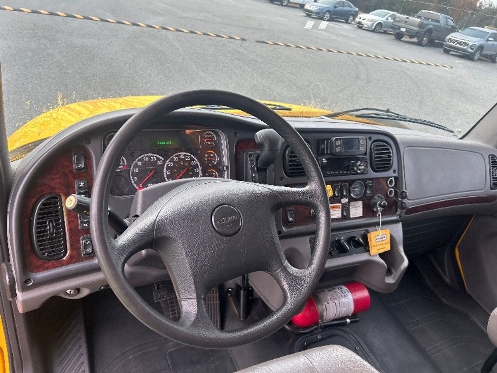 Medium Duty Box Truck-Light and Medium Duty Trucks-Freightliner-2022-M2-Greensboro-NC-73,909\n\t\tmiles-$ 80,250 - Image 17