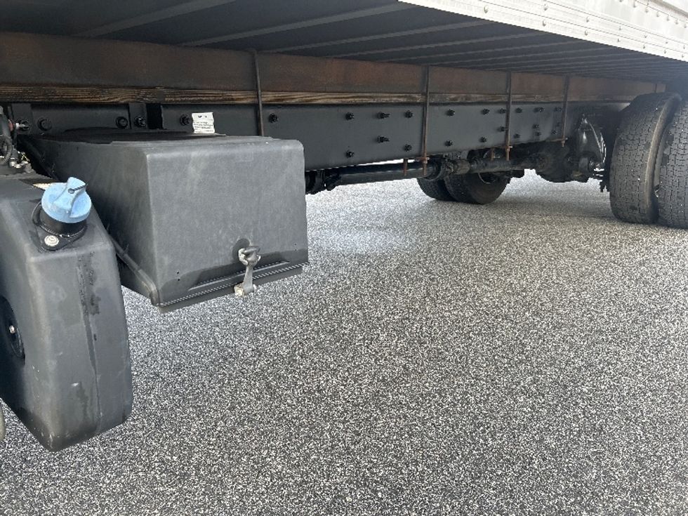 Medium Duty Box Truck-Light and Medium Duty Trucks-Freightliner-2022-M2-Greensboro-NC-73,909\n\t\tmiles-$ 80,250 - Image 5