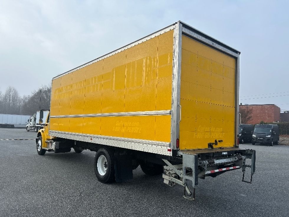 Medium Duty Box Truck-Light and Medium Duty Trucks-Freightliner-2022-M2-Greensboro-NC-73,909\n\t\tmiles-$ 80,250 - Image 6