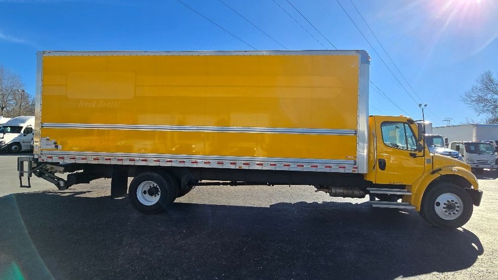 Medium Duty Box Truck-Light and Medium Duty Trucks-Freightliner-2022-M2-Greensboro-NC-98,054\n\t\tmiles-$ 79,500 - Image 15