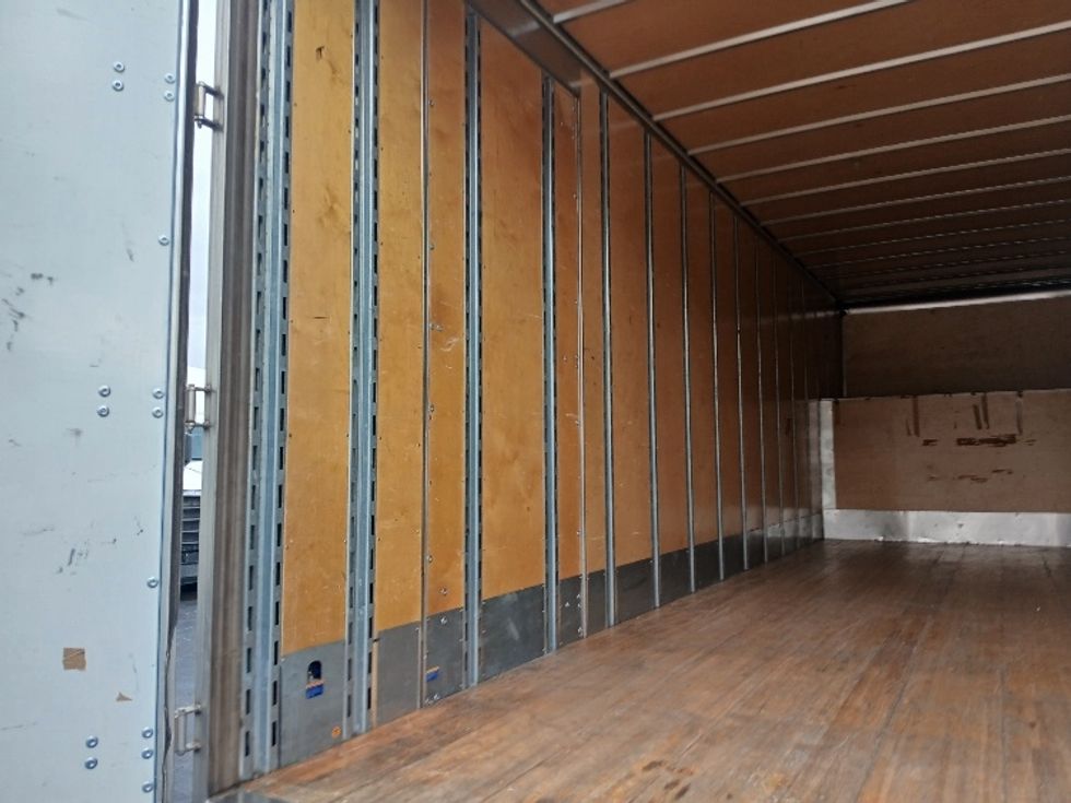 Medium Duty Box Truck-Light and Medium Duty Trucks-Freightliner-2022-M2-Greensboro-NC-99,557\n\t\tmiles-$ 82,750 - Image 10