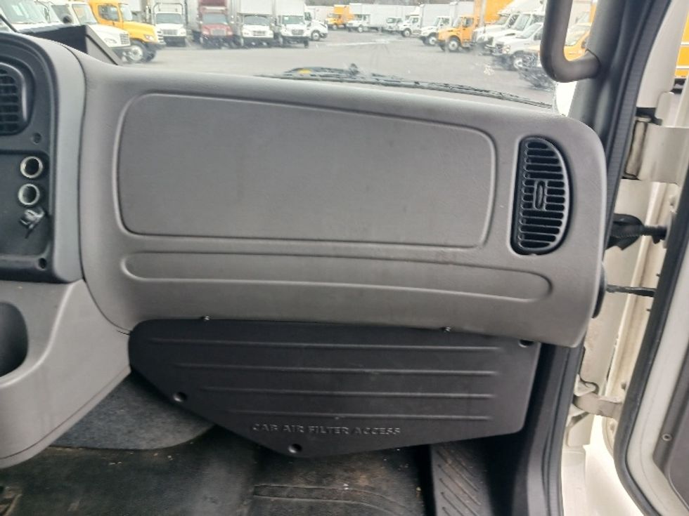 Medium Duty Box Truck-Light and Medium Duty Trucks-Freightliner-2022-M2-Greensboro-NC-99,557\n\t\tmiles-$ 82,750 - Image 20