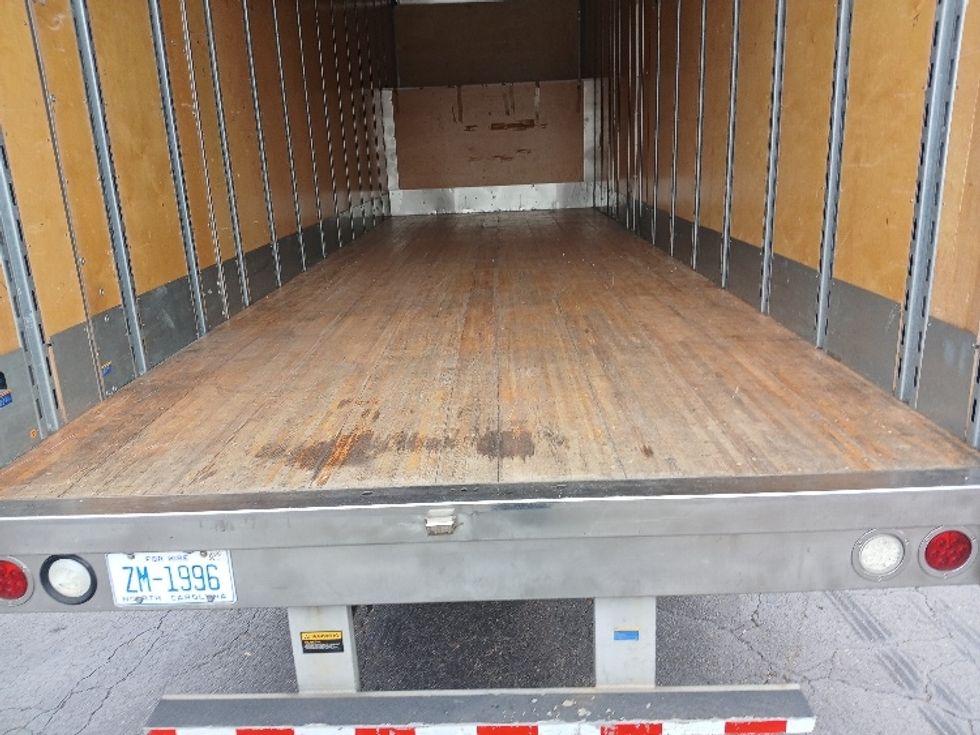 Medium Duty Box Truck-Light and Medium Duty Trucks-Freightliner-2022-M2-Greensboro-NC-99,557\n\t\tmiles-$ 82,750 - Image 9