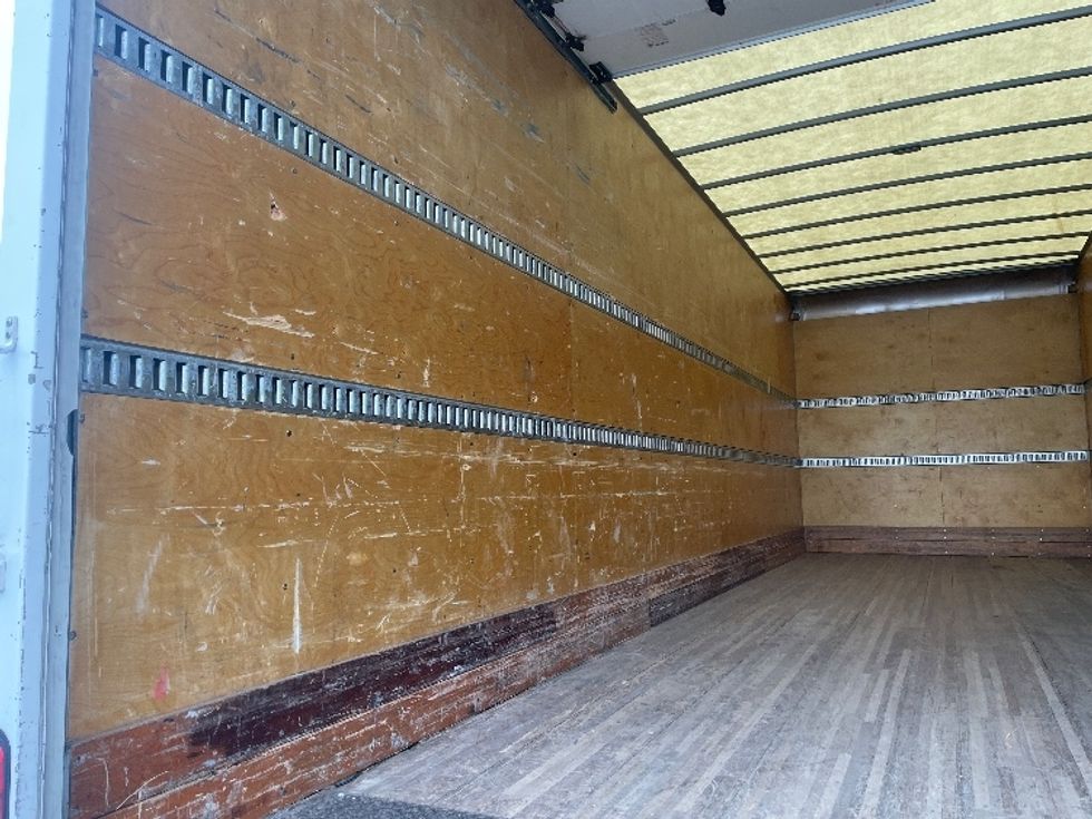 Medium Duty Box Truck-Light and Medium Duty Trucks-Freightliner-2022-M2-Greenville-SC-201,773\n\t\tmiles-$ 59,750 - Image 11