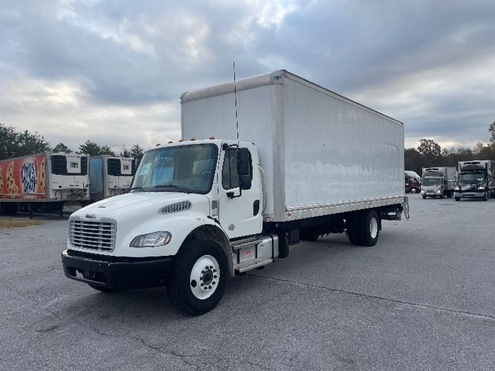 Medium Duty Box Truck-Light and Medium Duty Trucks-Freightliner-2022-M2-Greenville-SC-201,773\n\t\tmiles-$ 59,750 - Image 3