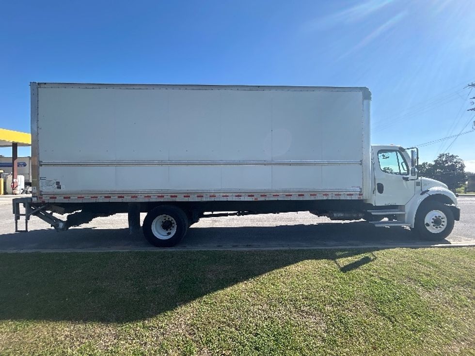 Medium Duty Box Truck-Light and Medium Duty Trucks-Freightliner-2022-M2-Hammond-LA-230,029\n\t\tmiles-$ 51,750 - Image 11