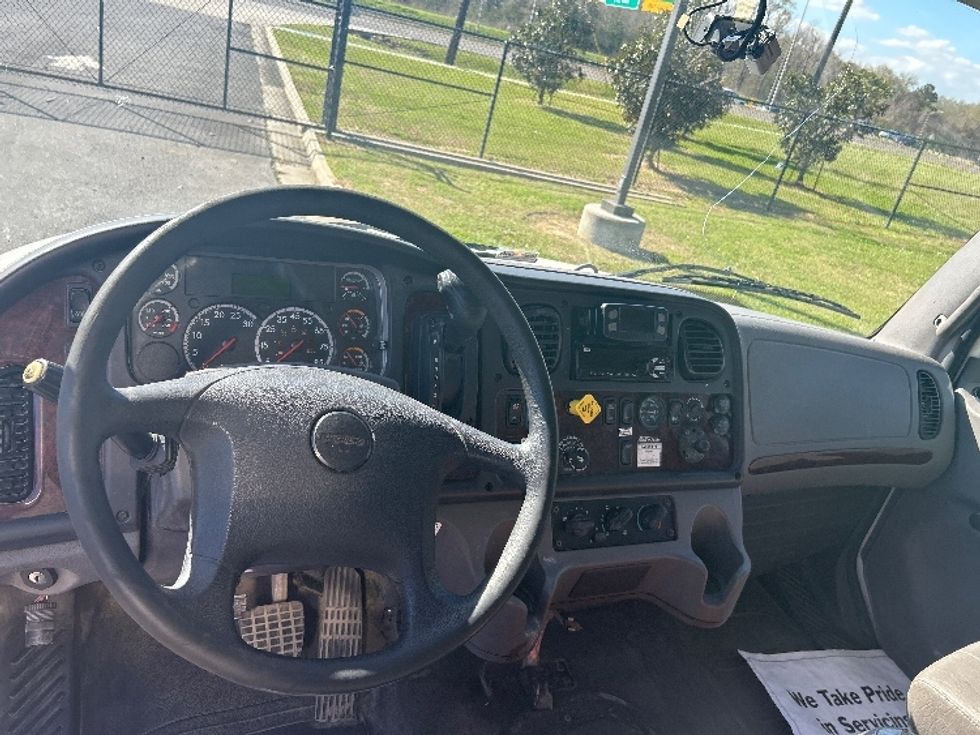 Medium Duty Box Truck-Light and Medium Duty Trucks-Freightliner-2022-M2-Hammond-LA-230,029\n\t\tmiles-$ 51,750 - Image 13