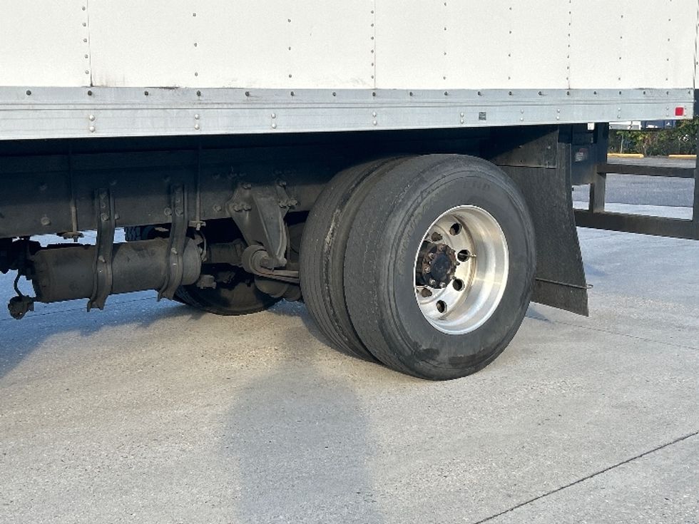 Medium Duty Box Truck-Light and Medium Duty Trucks-Freightliner-2022-M2-Hammond-LA-233,047\n\t\tmiles-$ 38,500 - Image 5